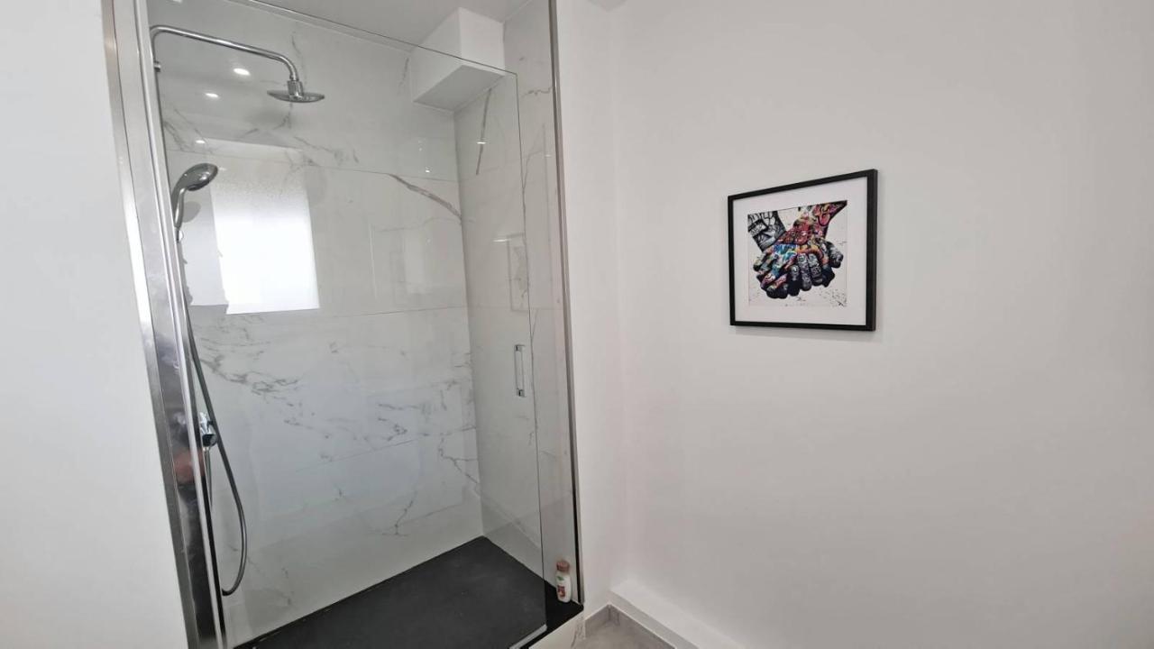 Maxbnb - T2 Balcon 50M2 - Climatise - Ouest - Toulon Exterior photo
